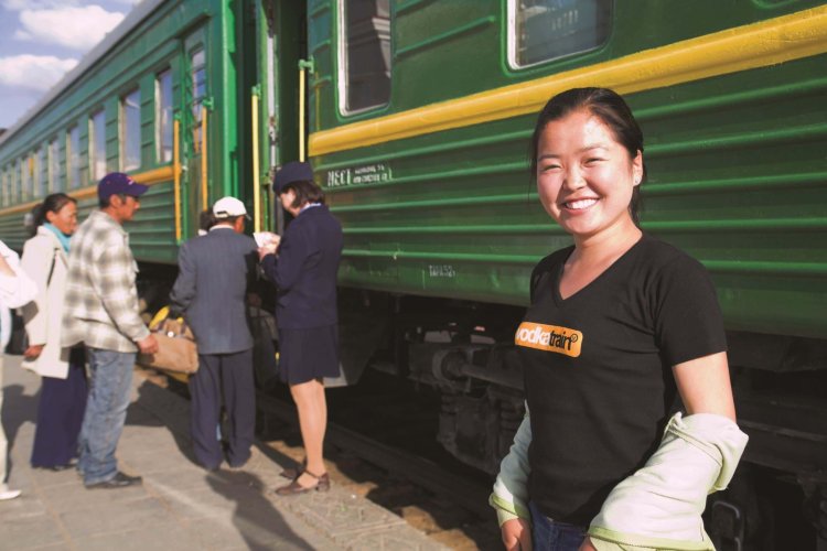 Монголы около Юрты