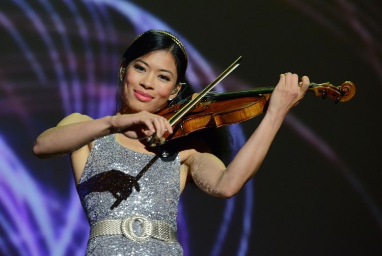 Восточные красавицы в постели