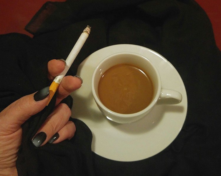 Кофе и сигареты