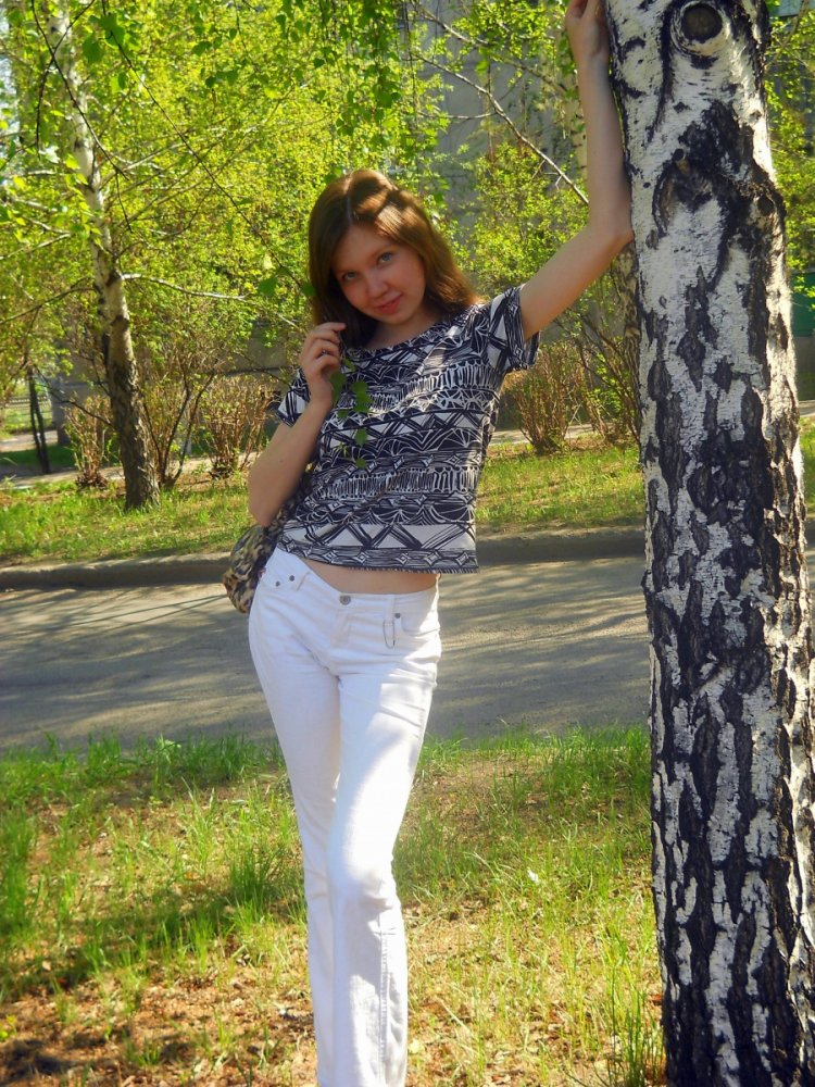 Девушки на природе из соцсетей