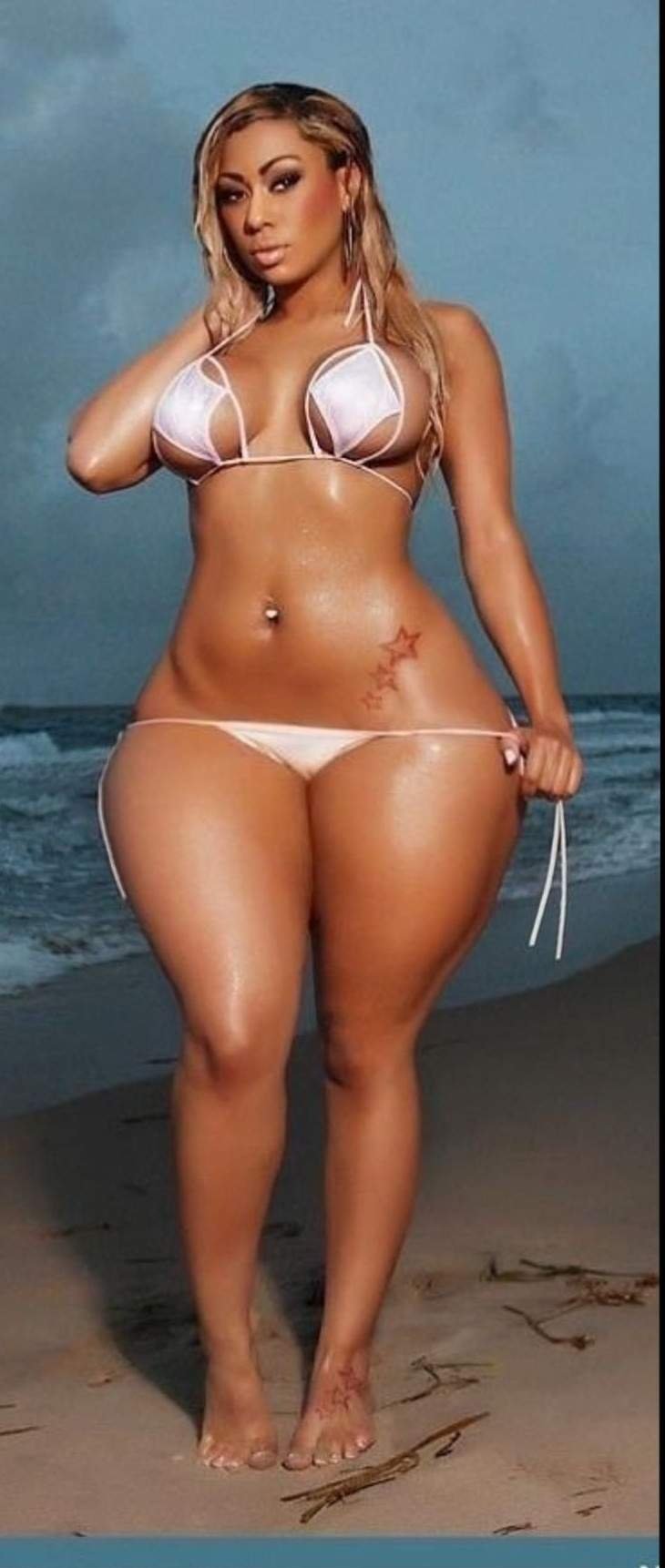 Большие ягодицы и бедрайка