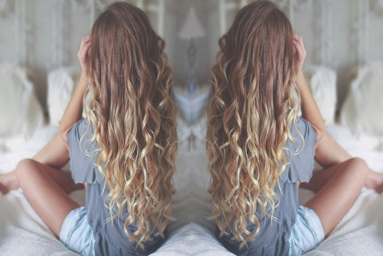 Длинные волосы со спины