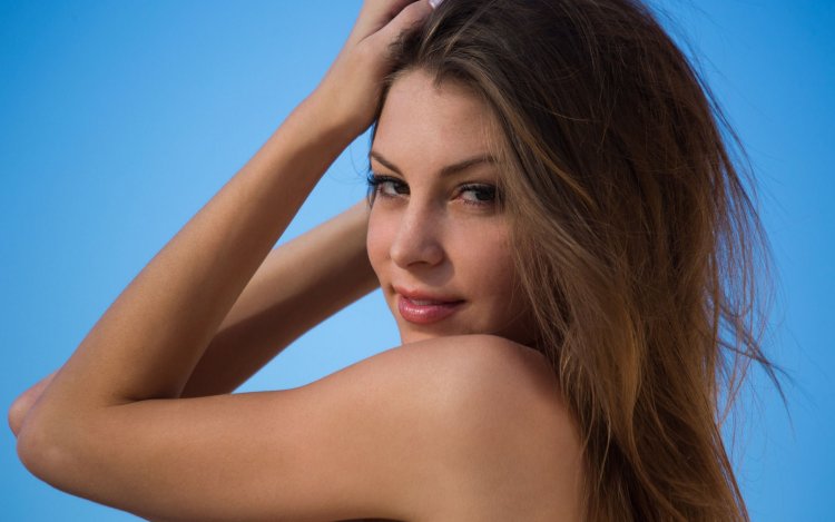 Николь Мейер в Нижнем белье