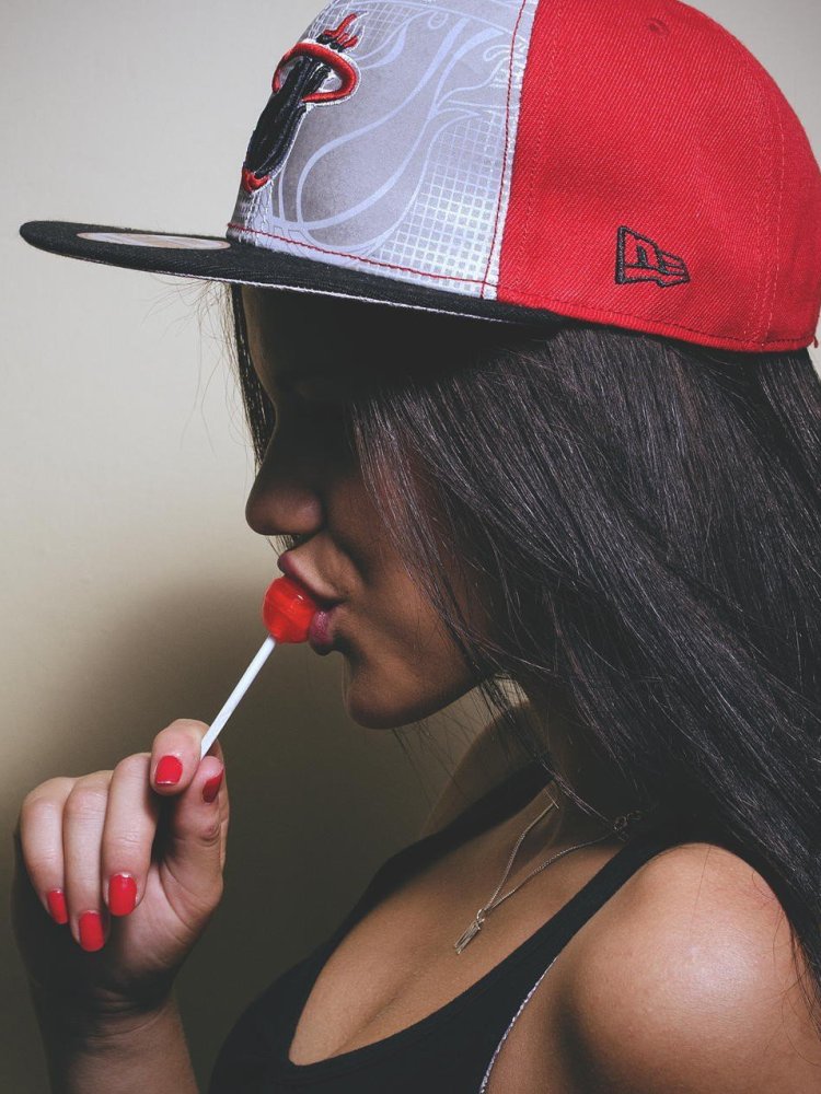 Очень дерзкая девушка