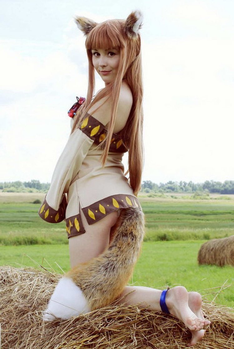 Волчица Холо косплей