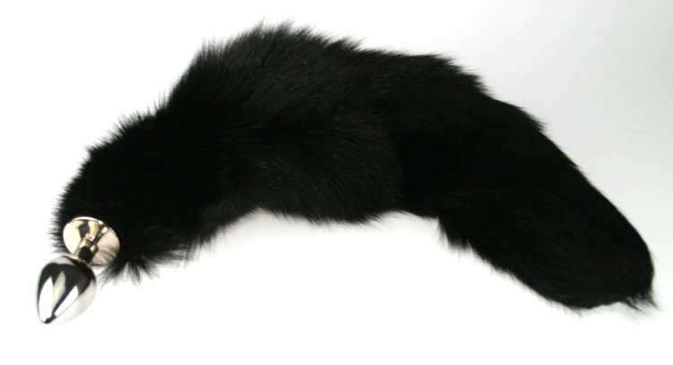 Девушки с кошачьими ушками и хвостом