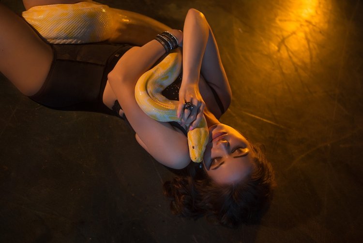 Фотосессии со змеей