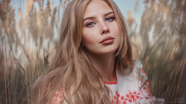 Наталья Пчелинцева певица