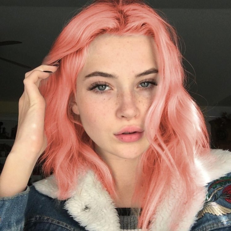 Оливия Сейдж Туллис Инстаграм