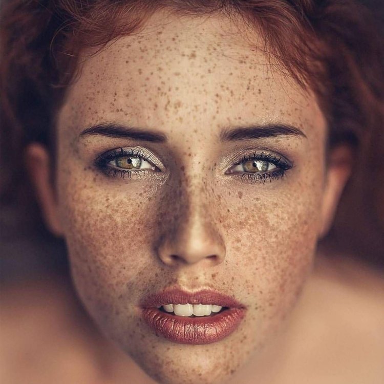 Рыжая Доминика Соррибес