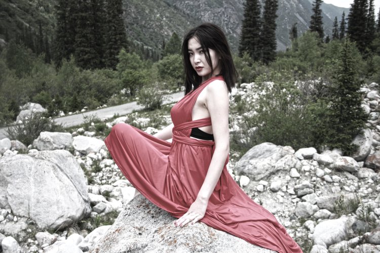 Голые киргизские женщины