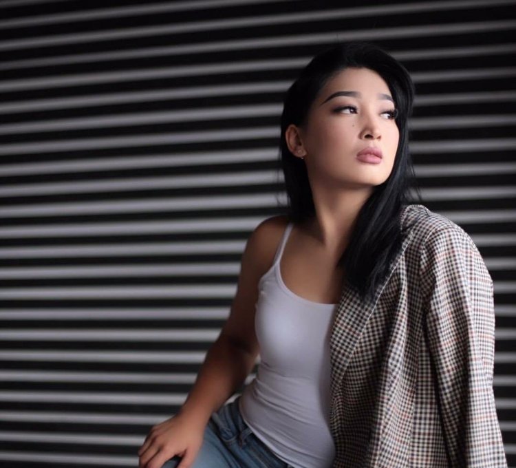 Красивые казашки в Нижнем белье