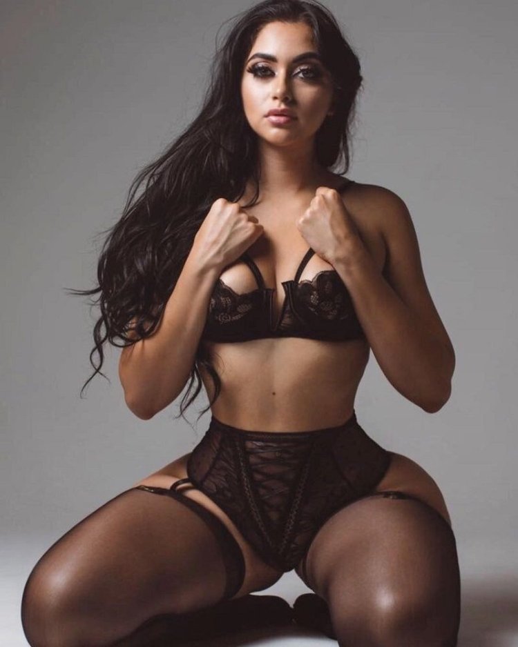 Денщины с большими бёдрами