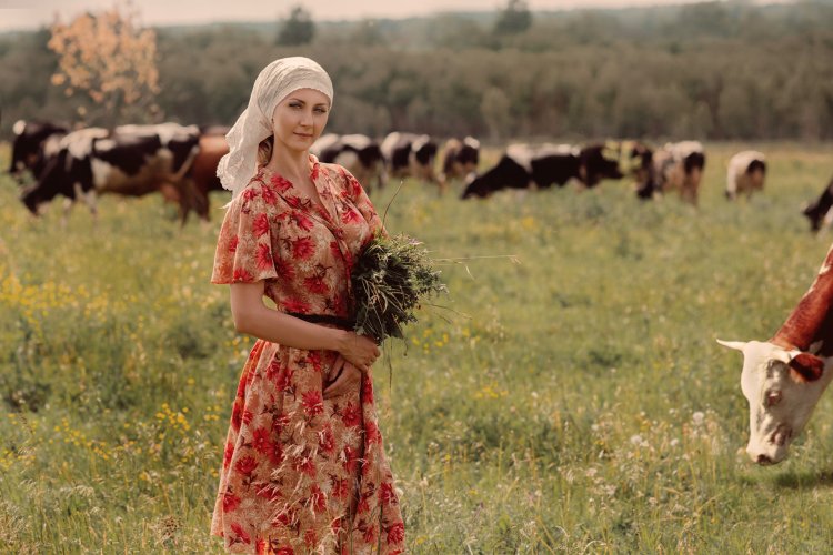 Фермерская девушка