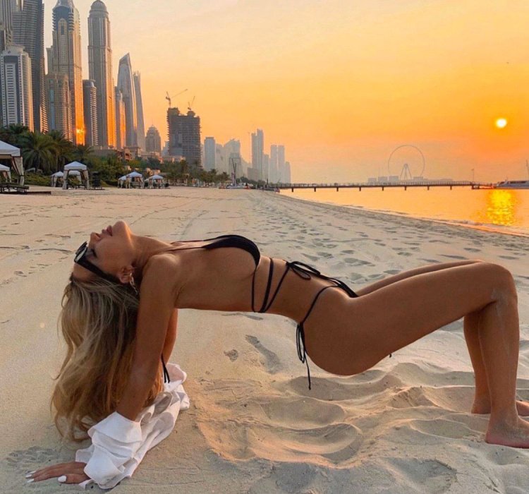 Дубай девушки на пляже