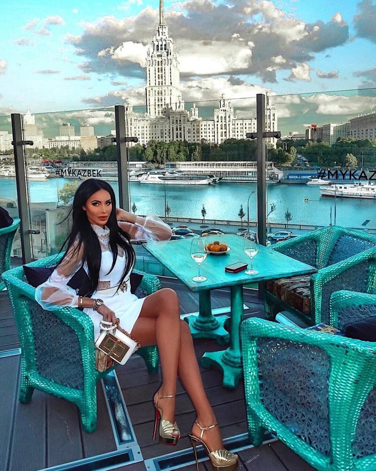 Олеся Малинская богатая жизнь