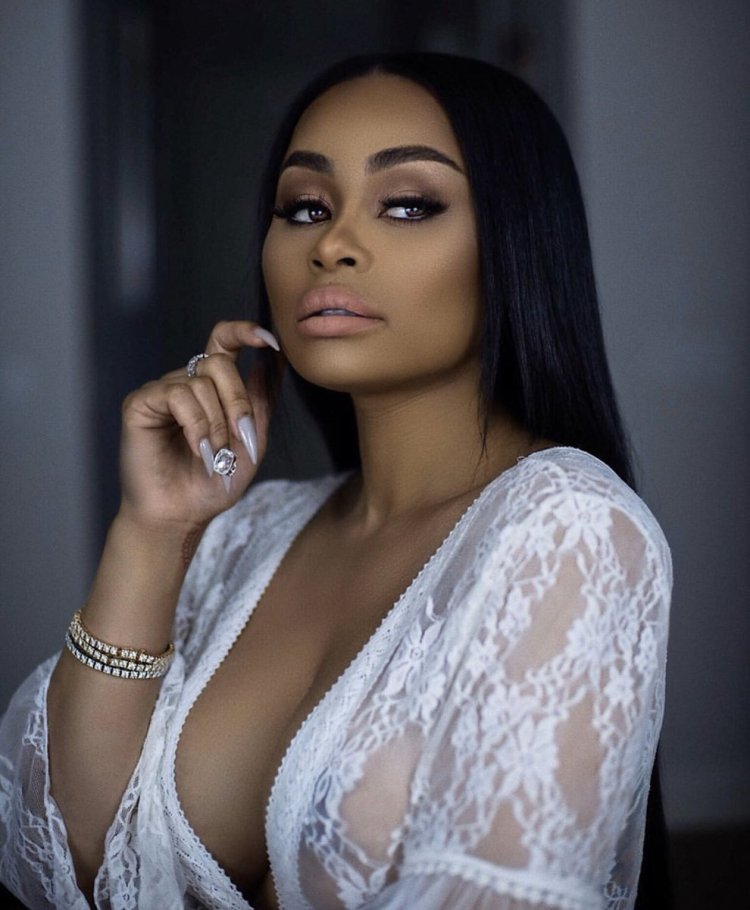 Миа Франсис горячее