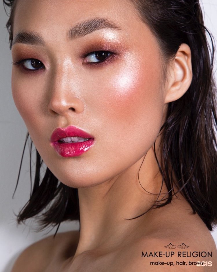 Азиатский макияж