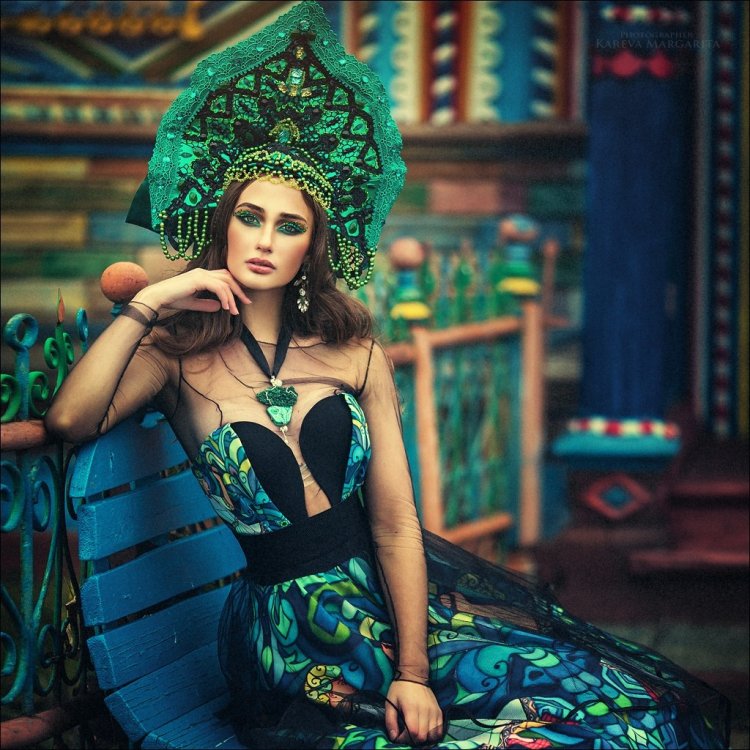 Катрин Лашанс чулки