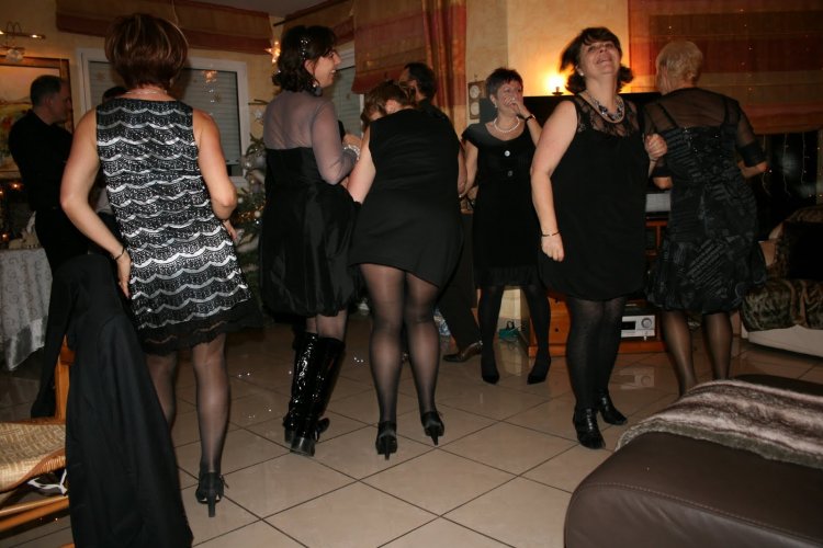 Женщины на корпоративе