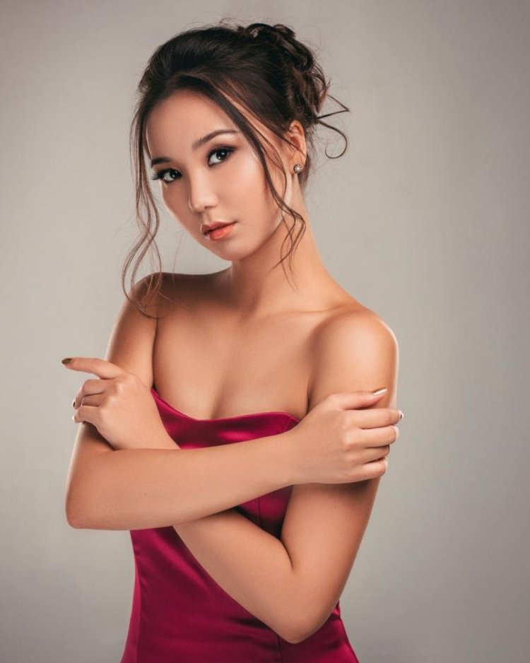 Юлия Новгородова Мисс Якутия