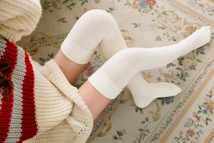 Длинные теплые носки до колена