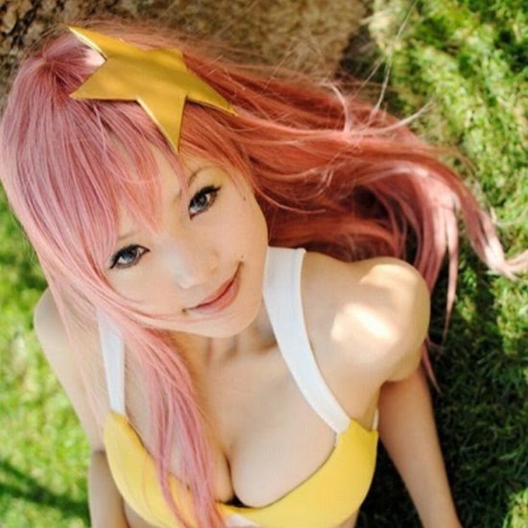 Красивые японские косплейщицы