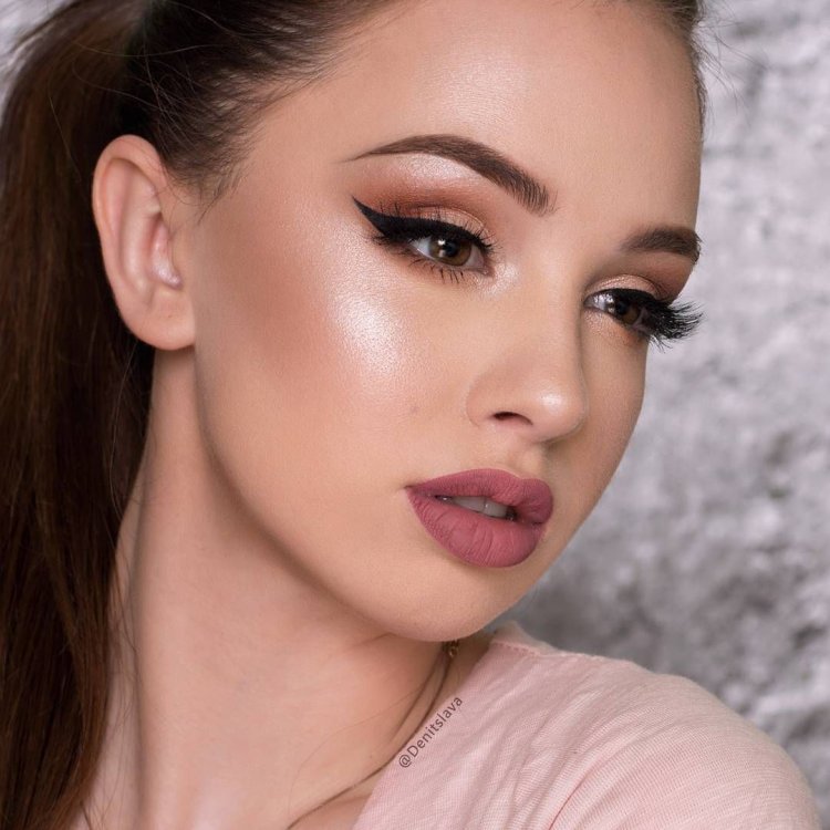 Красивые женские лица