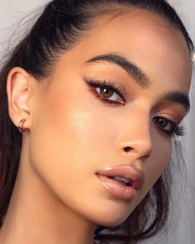 Эмили Майер