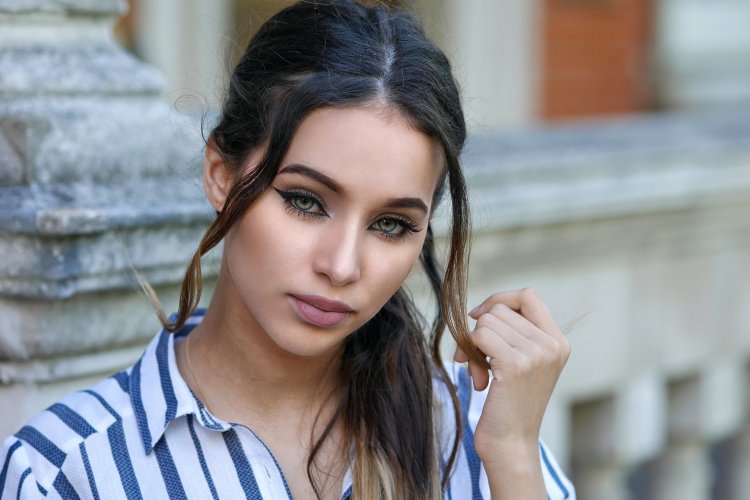 Хельга ловекати бикини