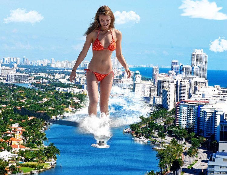 Девушка гигант