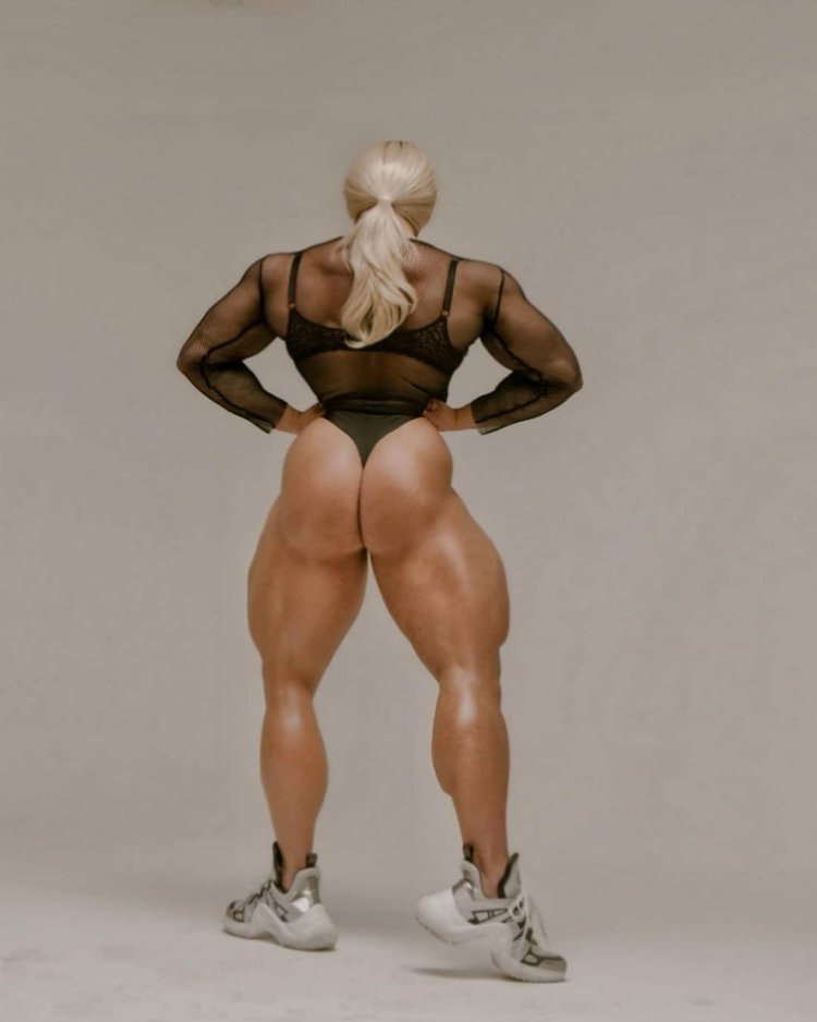 Бодибилдерша Кэролайн Ванг