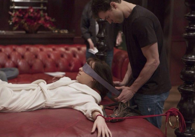 50 Оттенков серого за кадром