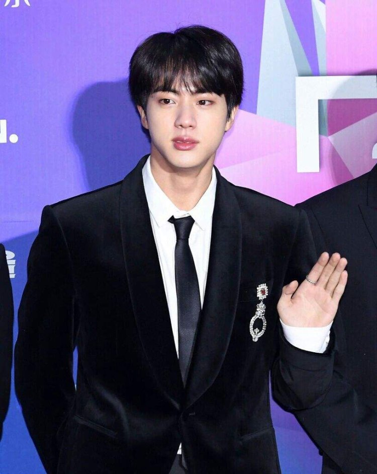 Красивые фигуры айдолов