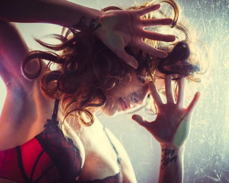 За матовым стеклом