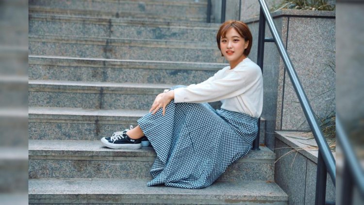 Запрещенные снимки из КНДР девушки