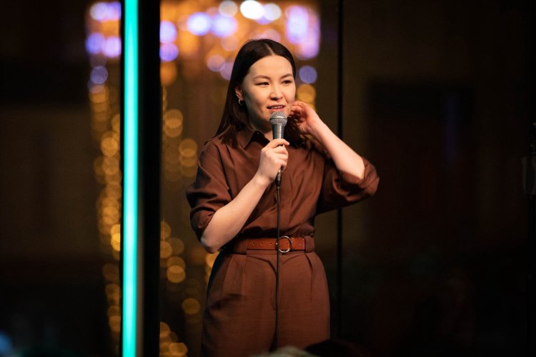 Сауле женский стендап