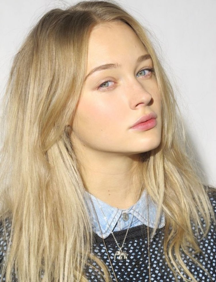 Саша Лусс профиль лица