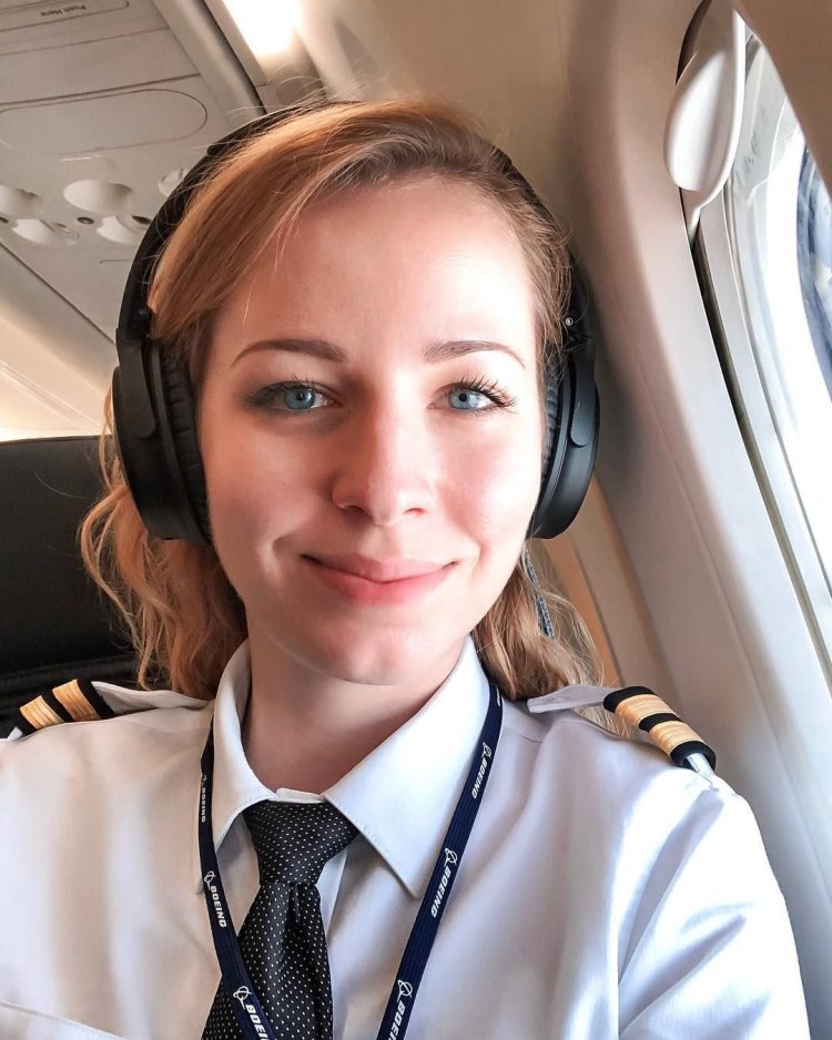 Кимберли пилотесса