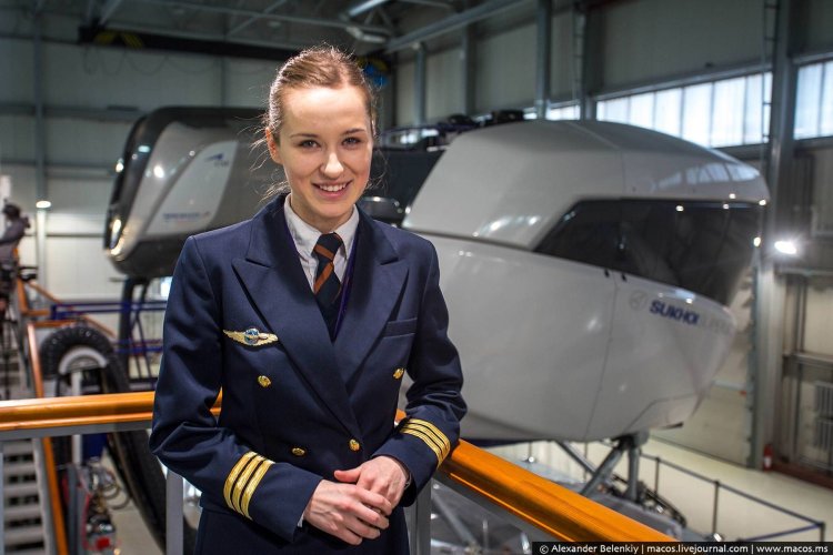 Мария Уваровская пилот а330