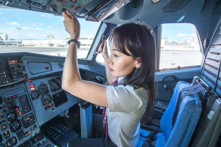 Профессии женские пилот