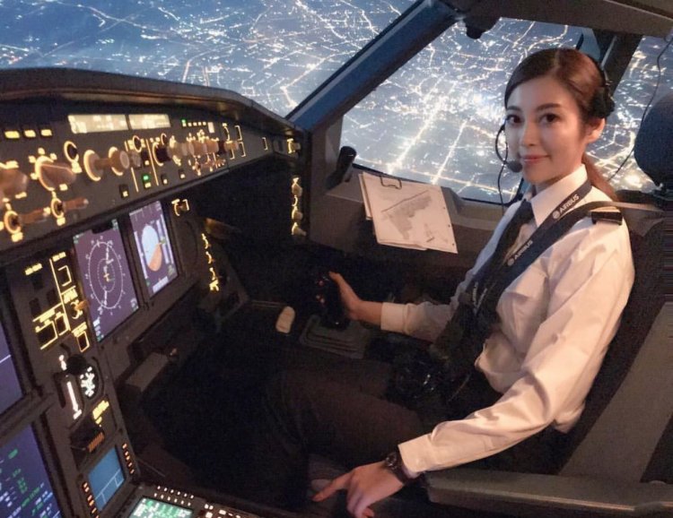 Китайские девушки пилоты