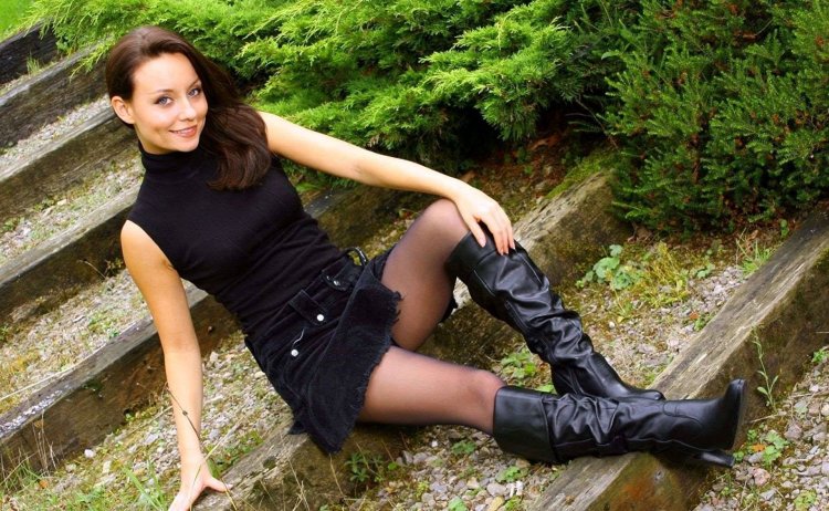 Девушки в сапогах