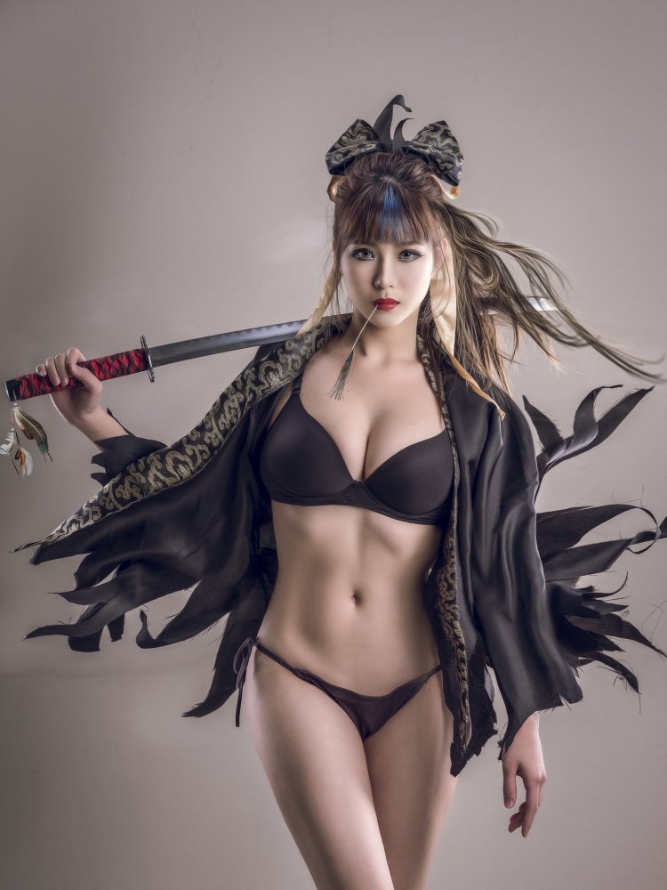 Asian Katana актриса