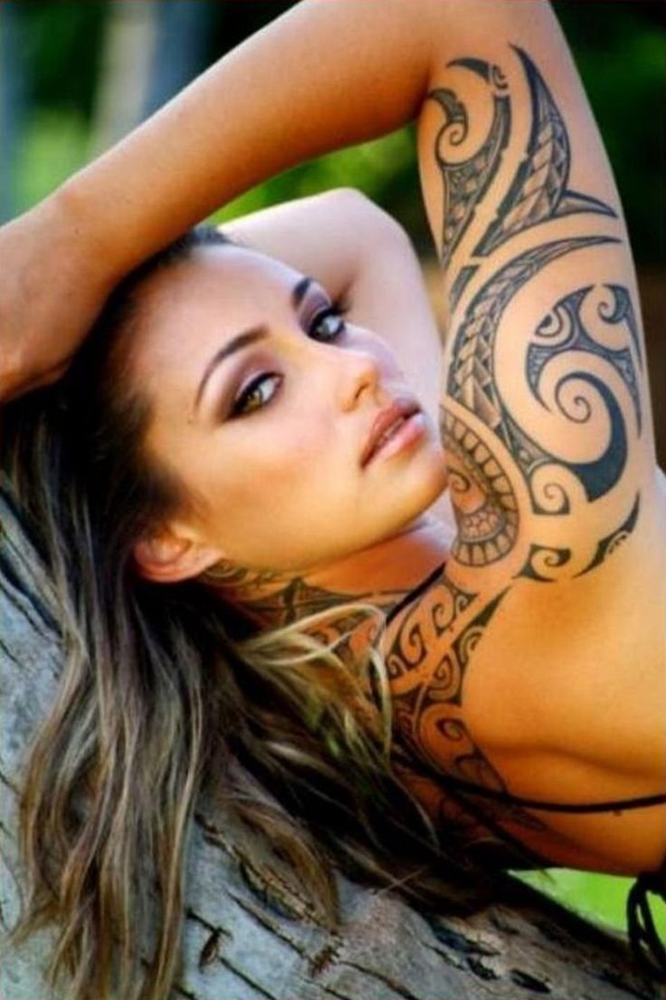 Аулии Кравалхо в купальнике