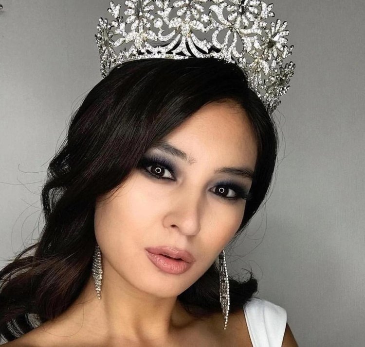 Даниела Кудырбаева казашка