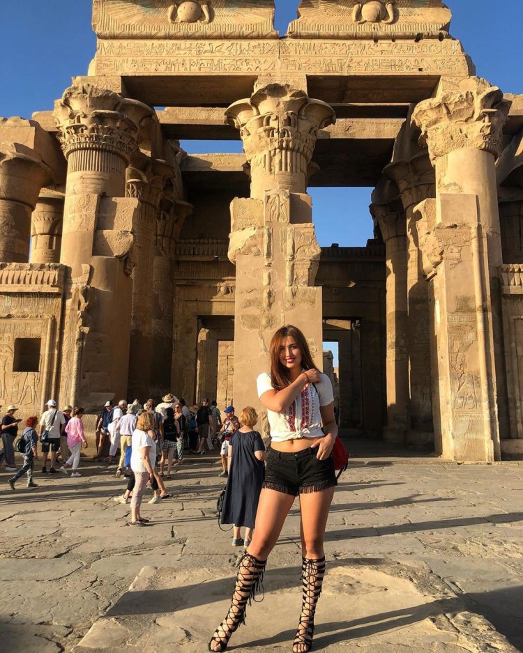 Миср маликаси Клеопатра