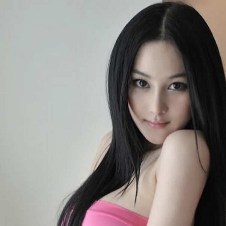 Виэнн Чжан Viann Zhang,