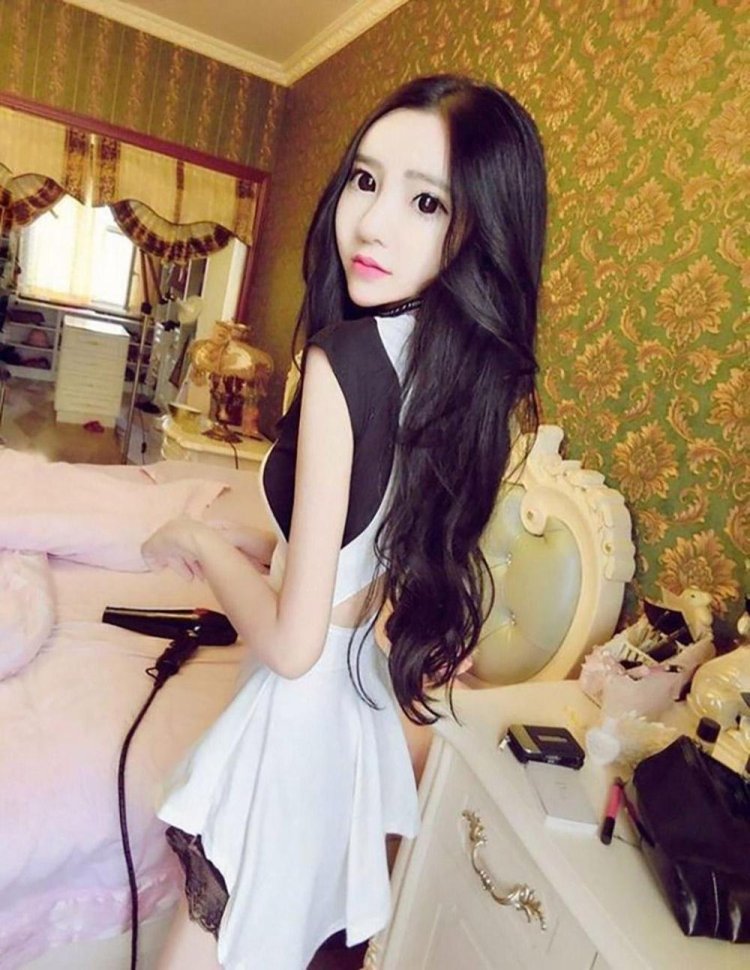 Чжоу Чу на блогерша