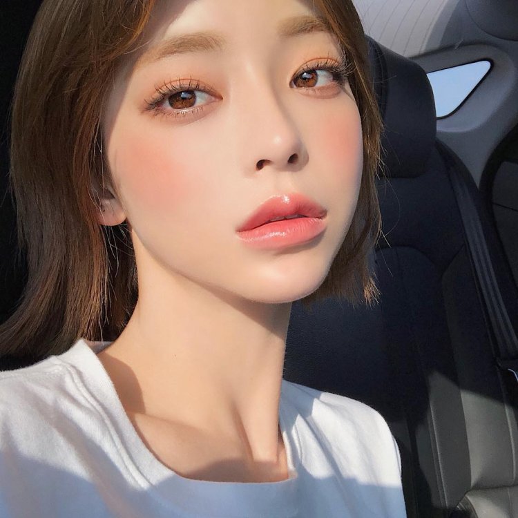 Kang Taeri кореянка